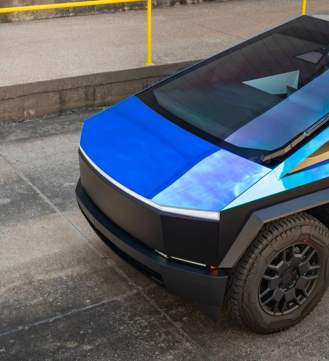 Cybertruck DIY PPF Paint Protection Film Wrap Laser Chrome Blue + Satin Black