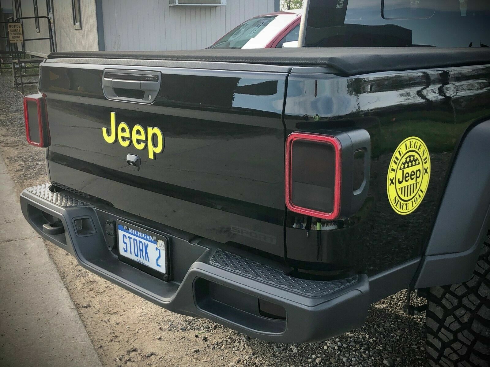 Tint Kit For 2020 to 2023 JEEP Gladiator (JT) Tail Lights & Marker Luxe Material