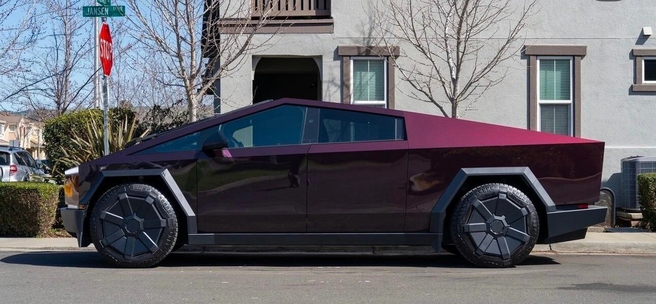 Cybertruck DIY PPF Paint Protection Film Wrap Color Change Shift Madrid Red