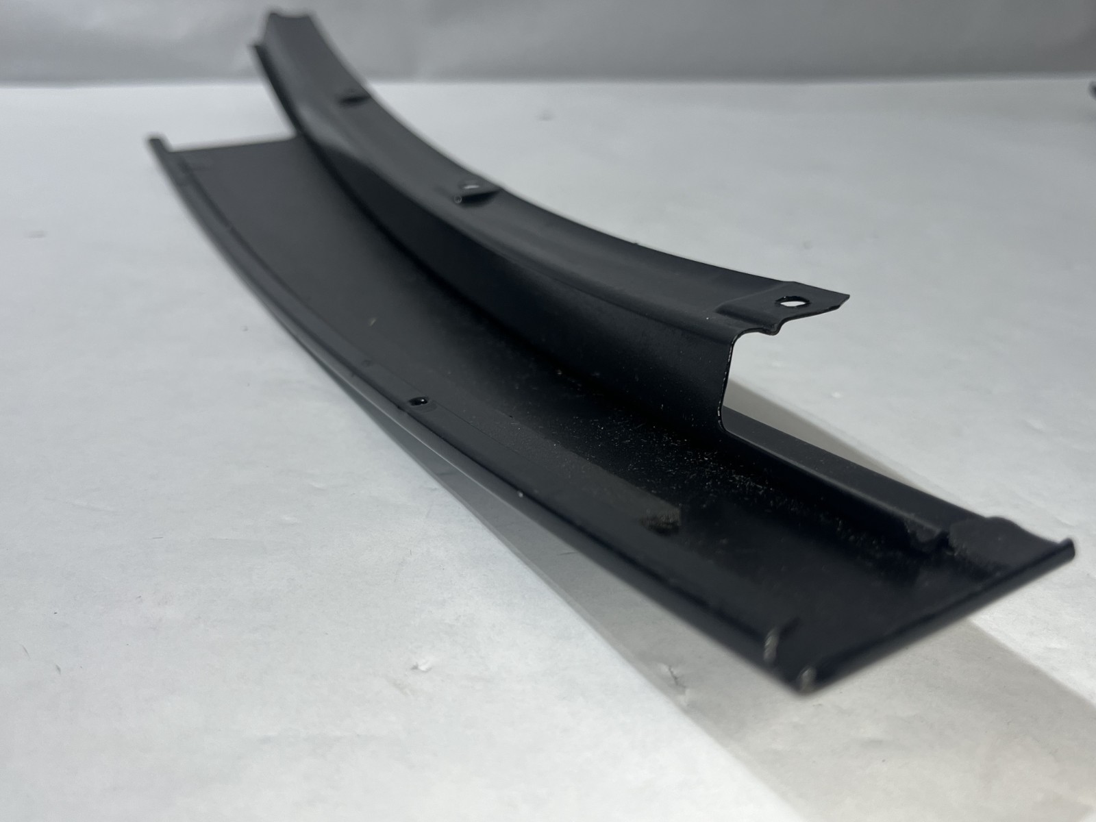 Genuine Mopar 2013 2014 2015 2016 B Pillar Applique Right 68082730AE