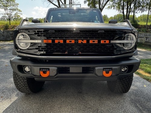 Ford Bronco Front Grille Letter Accent Color Vinyl Decal – Fits Models 2021-2025