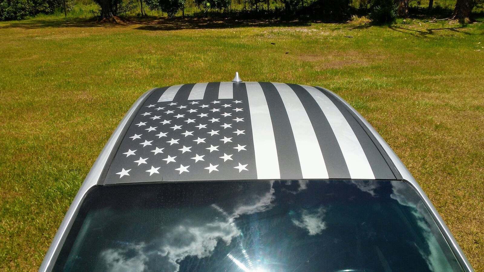reg LARGE AMERICAN FLAG vinyl decal graphics on ROOF HOOD TAILGATE truck or car