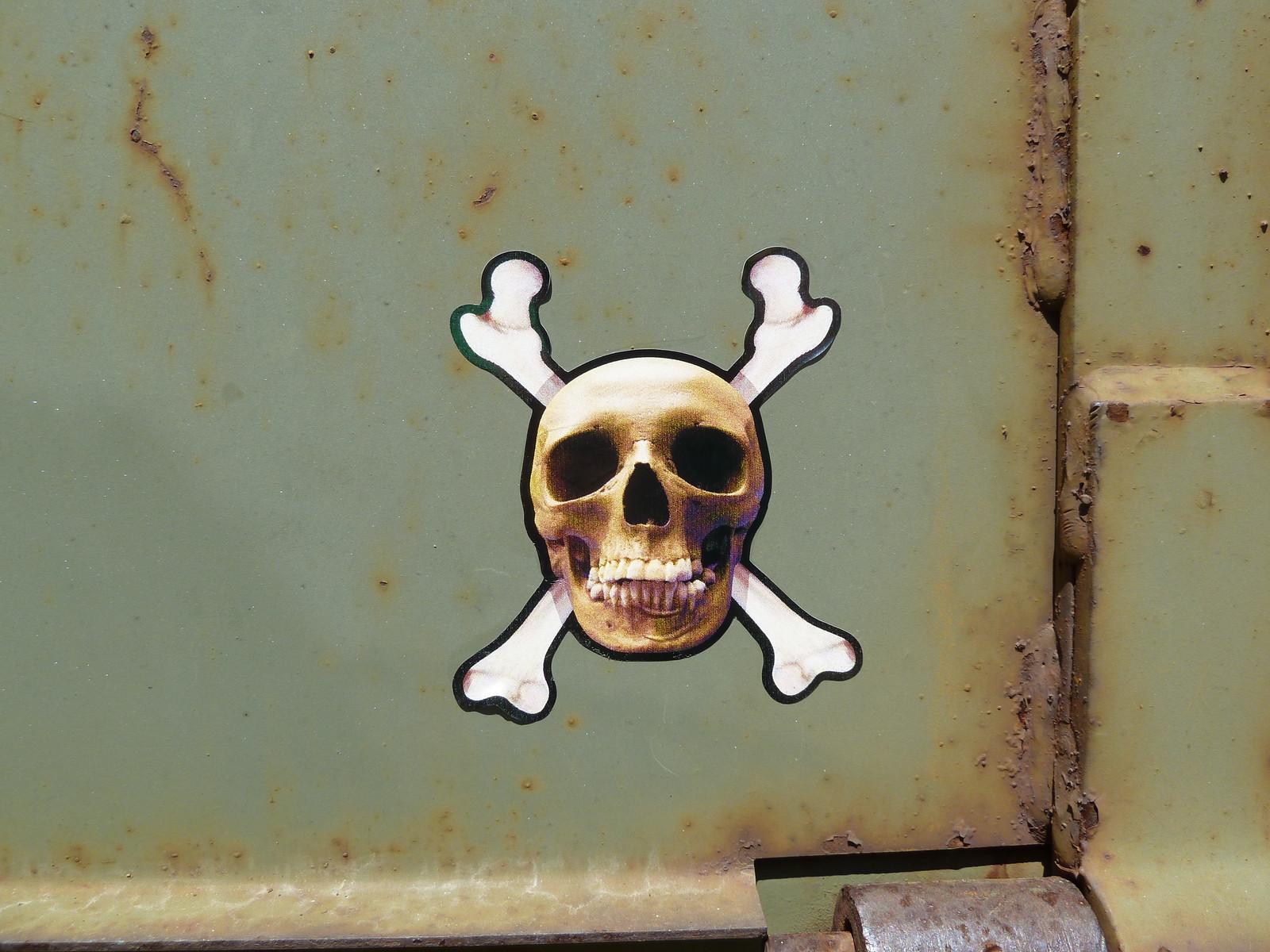ProSticker 517 (2 Pack) 2″ Skull Crossbones Decals Stickers Metal Detecting