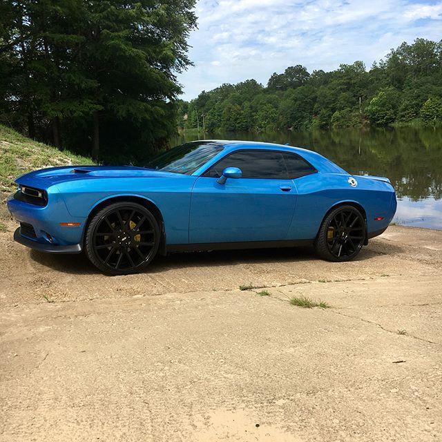 VVivid Xpo Liquid Metal Aqua Blue Vinyl Car Wrap Film | V230