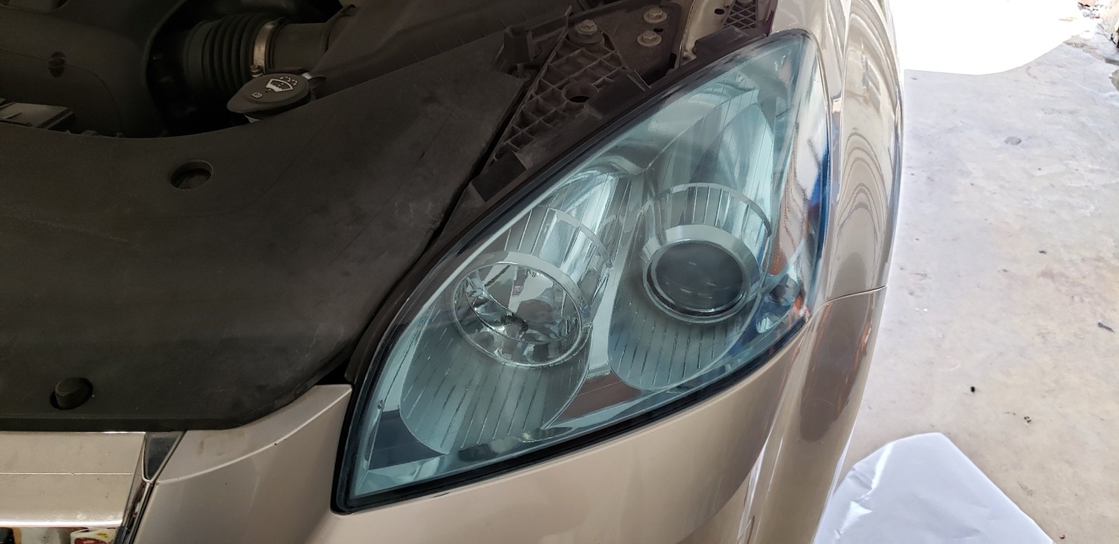 VVivid 2020 VVIVID+ Blue Air-Tint Headlight Tint | V316