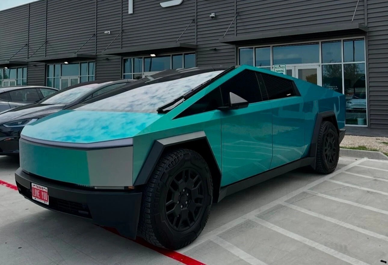 Cybertruck DIY PPF Paint Protection Film Wrap Change Gloss Metallic Maya Blue