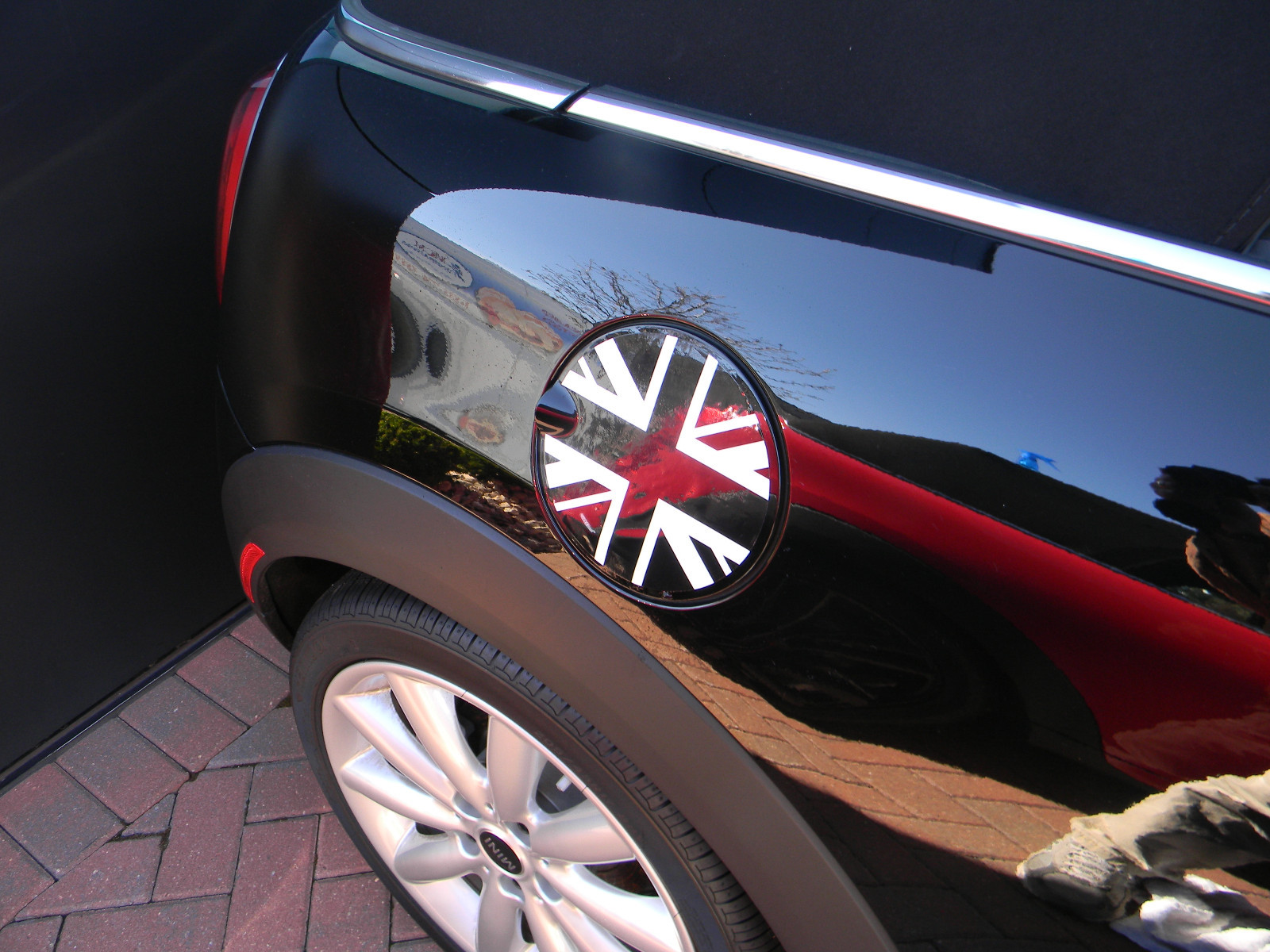 FITS MINI COOPER BLACK AND WHITE BRITISH FLAG FUEL TANK DOOR COVER GRAPHIC DECAL