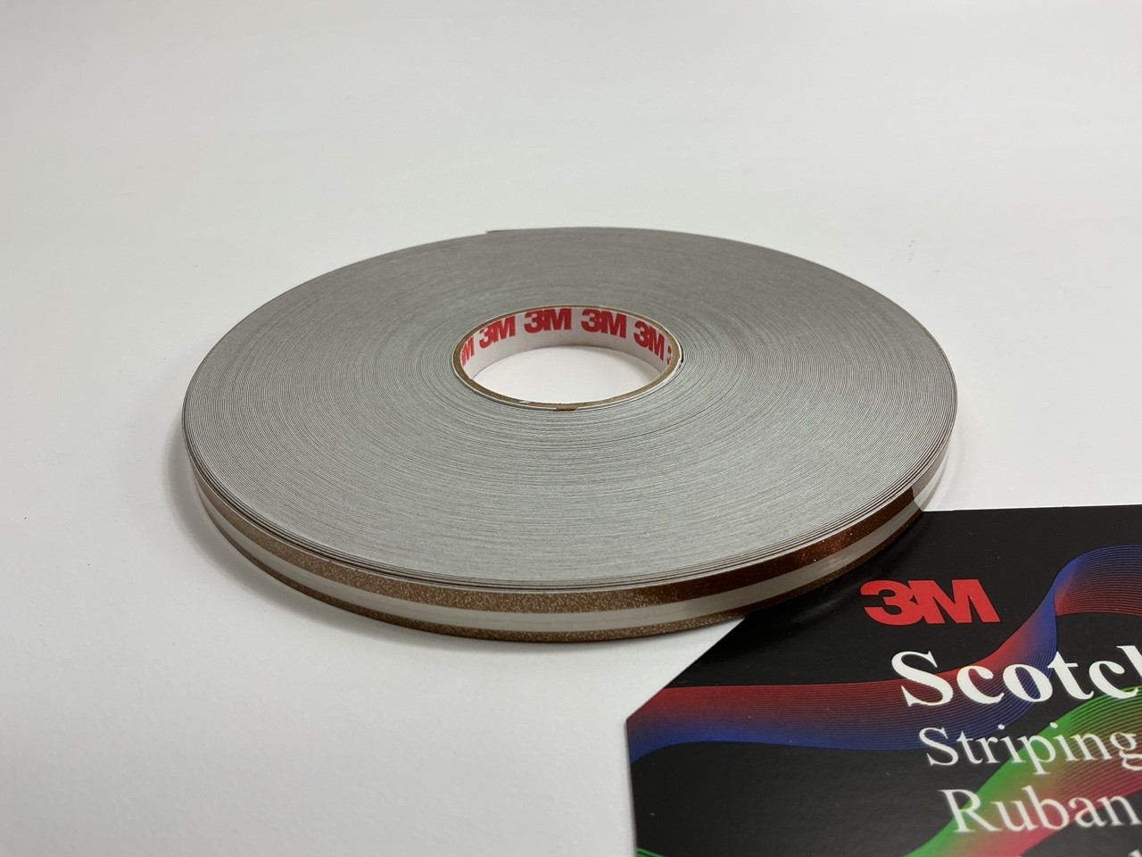 3M 72325 Gold Starfire Pinstripe Striping Tape 5/16″ X 150 Feet