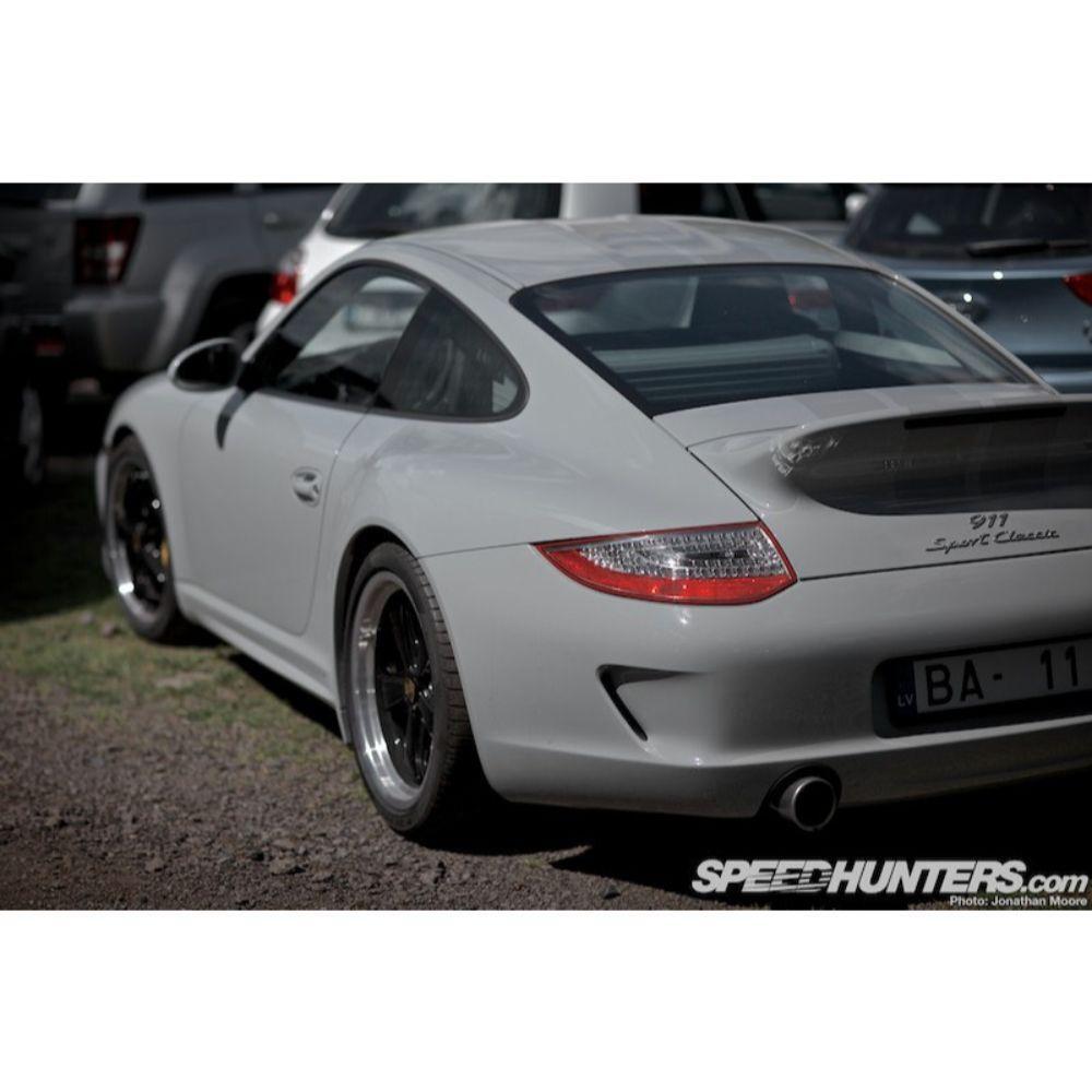 Avery Dennison SW900 Supreme Gloss Gray Vinyl Car Wrap Film | 832-O