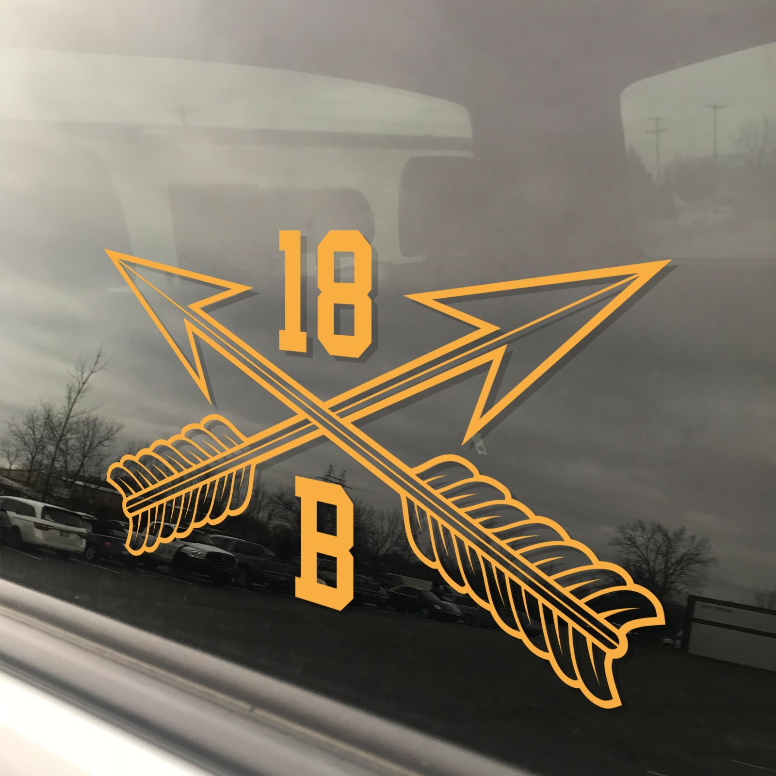 Army MOS 18B Special Forces Weapons Sergeant Crossed Arrows Decal 3″ x 5.5″