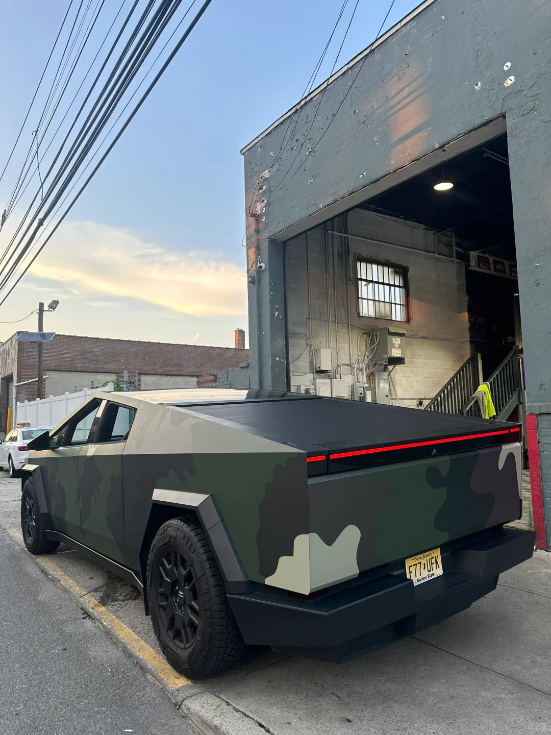 Cybertruck DIY PPF Paint Protection Film Wrap Color Change Matte Camouflage