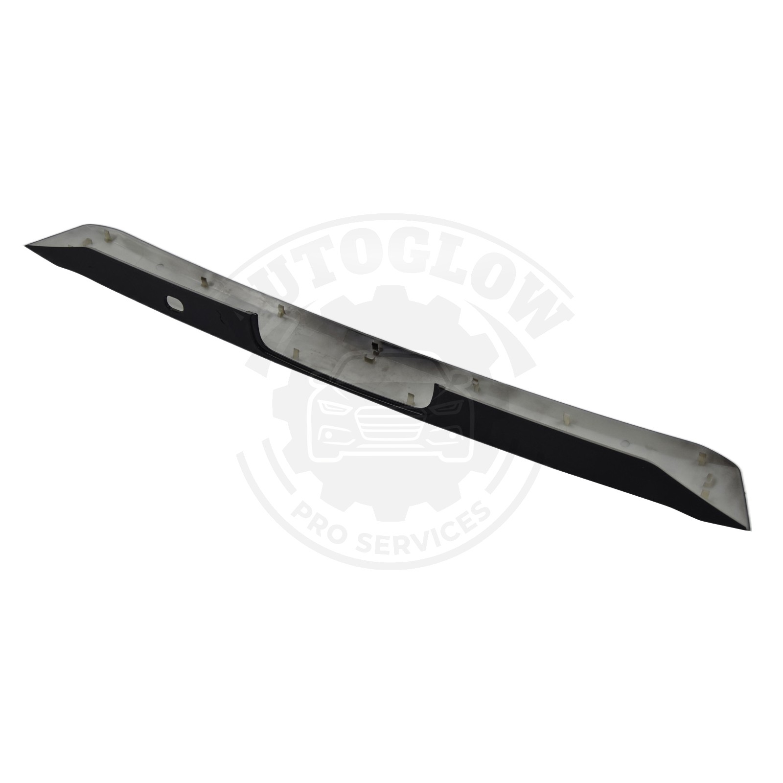 For 2021 2022 2023 2024 GMC Yukon Rear Closure Center Panel Applique Gloss Black
