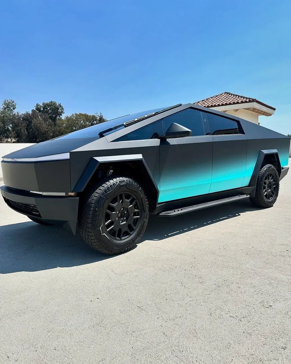 Cybertruck DIY PPF Paint Protection Film Wrap Color Change Blue-Black Gradient