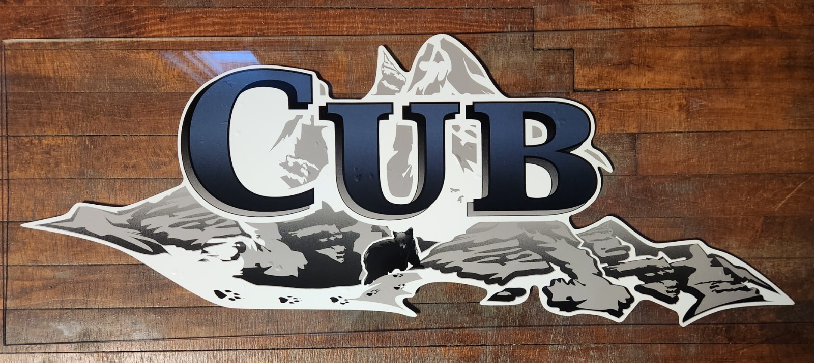 “CUB” RV LOGO Graphic decal lettering 39.75″X15.75″