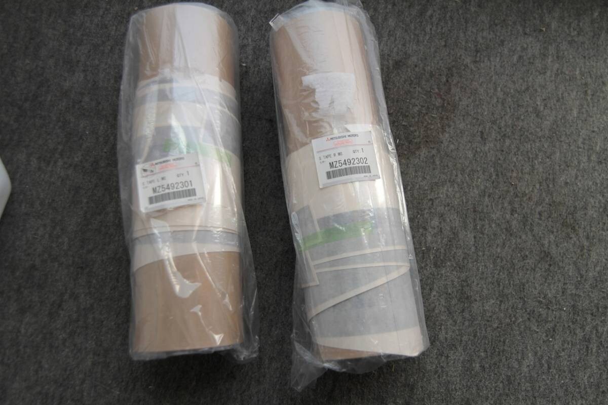 MITSUBISHI GENUINE OEM LANCER EVO6 LEFT&RIGHT SIDE DECAL SET TOMMI MAKINEN