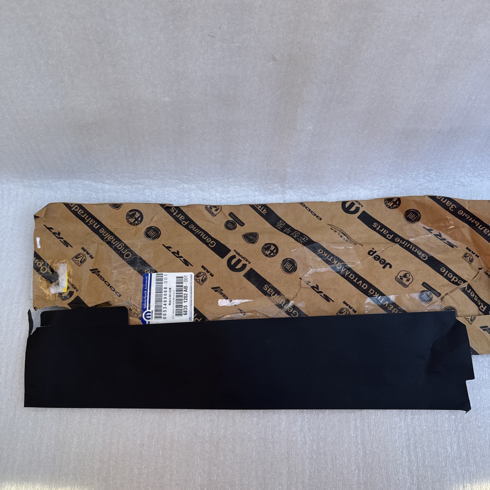 2011-2026 1500/2500/3500 Rear Left Door B-Pillar Applique From OEM 68351202AB