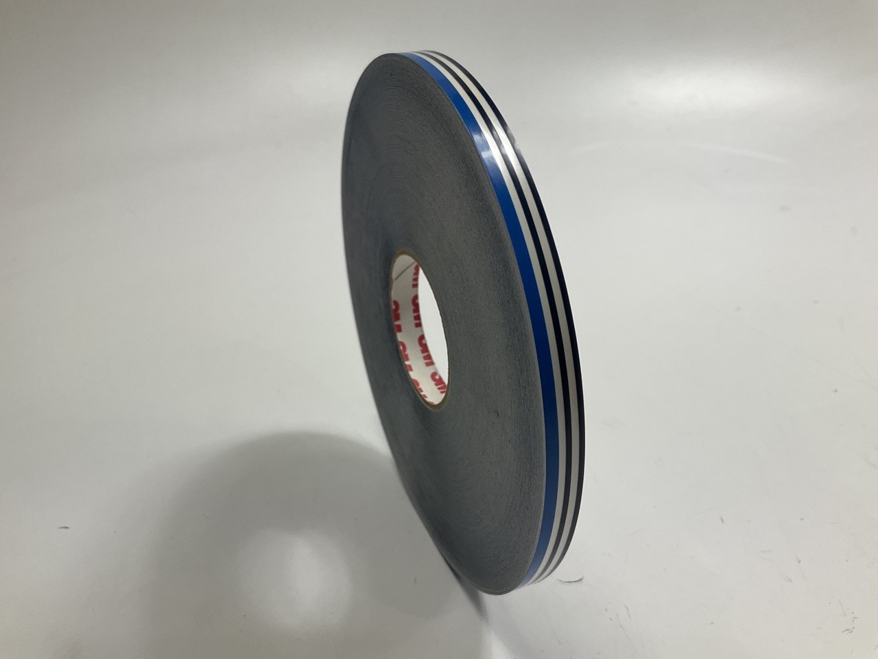 3M 74759 Pinstripe Striping Tape – 5/16″ X 150 Feet – Dark Blue / Blue Stripe