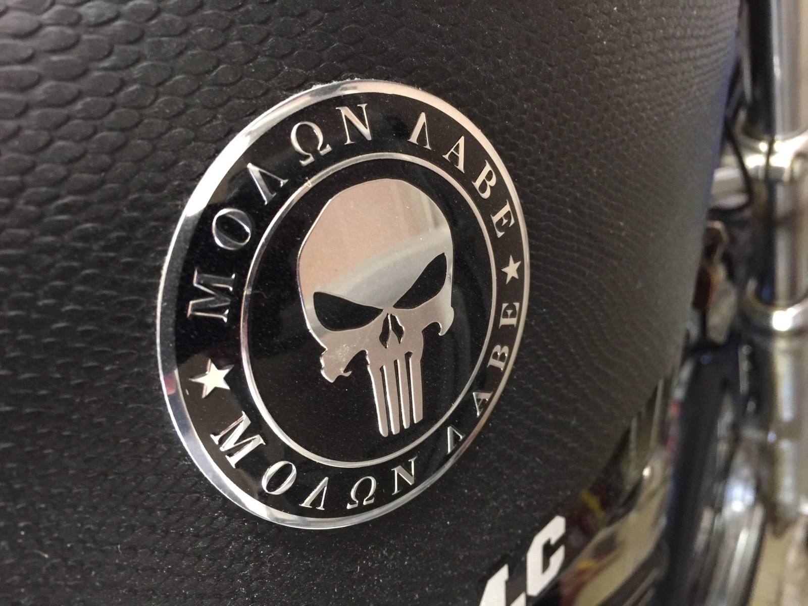 ALUMINUM 2nd Amendment Decal Sticker Molon Labe Right To Bear Arms (DOME SHAPE)