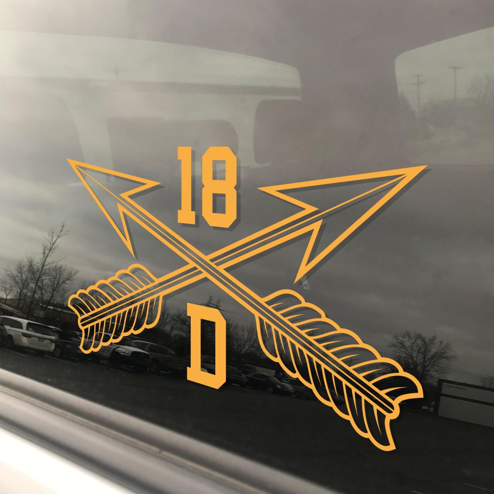 Army MOS 18D Special Forces Medical Sergeant Crossed Arrows Decal 3″ x 5.5″