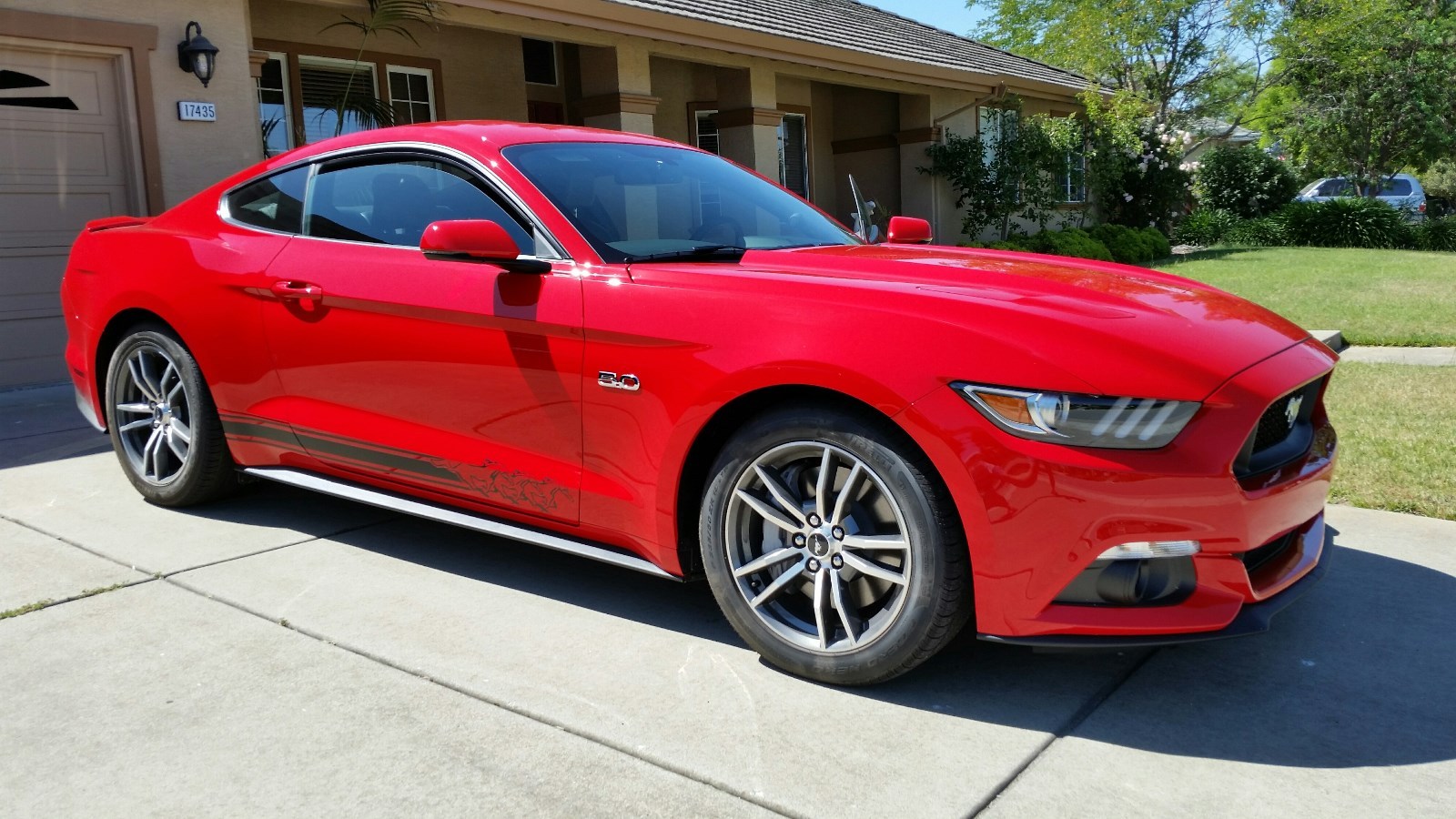 3 Horse Running Fit all Year Mustang Rocker stripes Stripe Graphics Set Decals