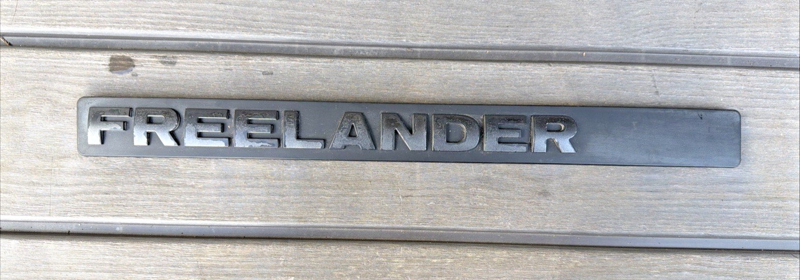 Land Rover Freelander Rear Tailgate Badge 480 x 42mm 24134