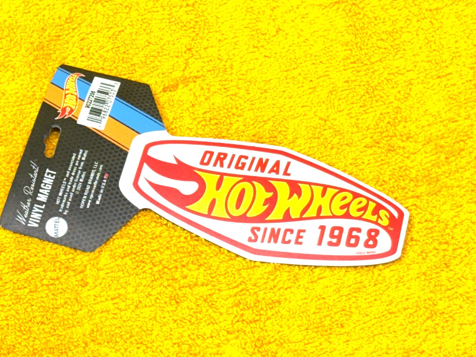 MATTEL ORIGINAL HOT WHEELS SINCE 1968 VINYL MAGNET WEATHER RESISTANT 90227206