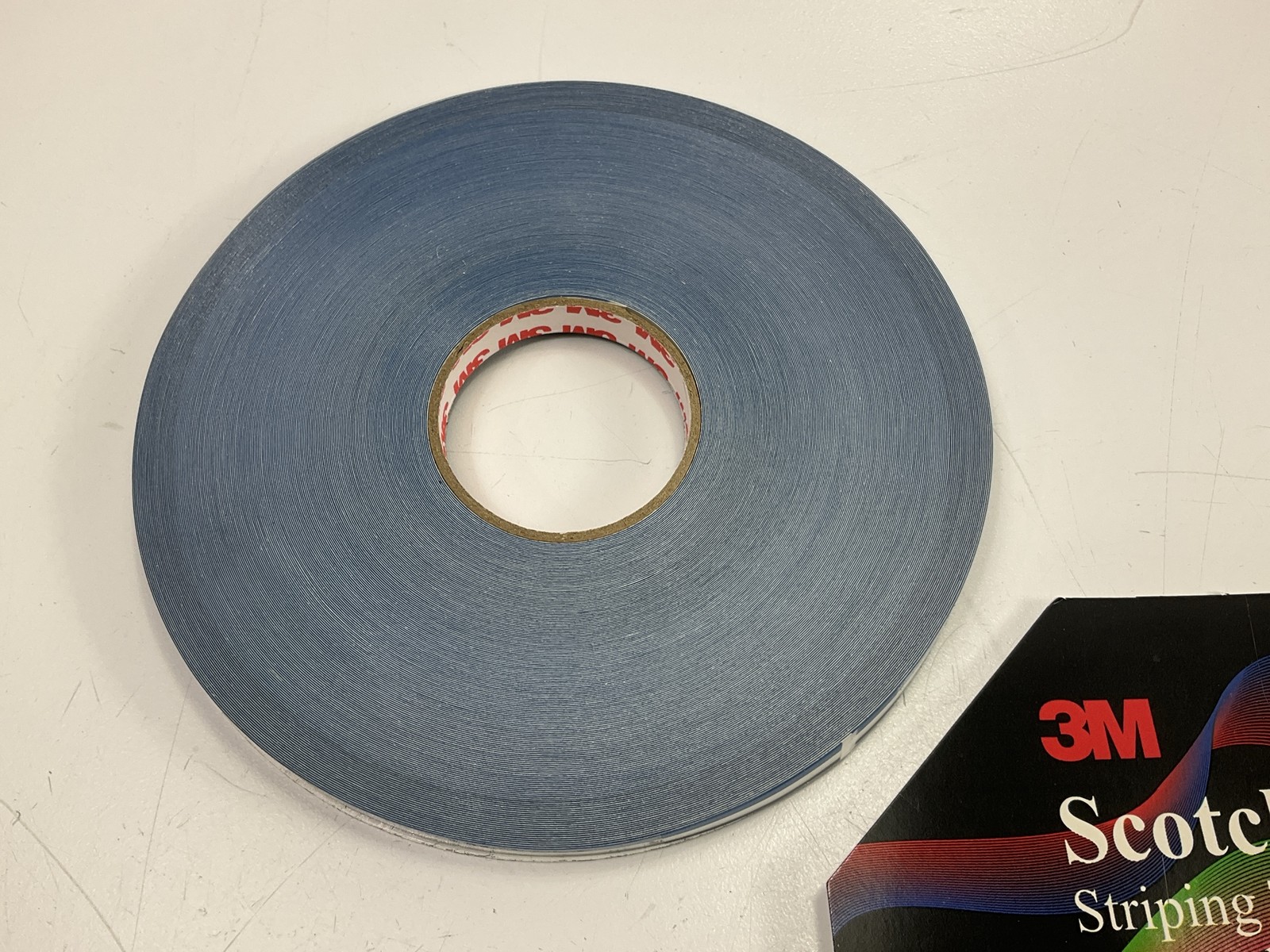 3M 74605 Pinstripe Striping Auto Stripe Tape, 5/16″ X 150 Feet, Dark Blue