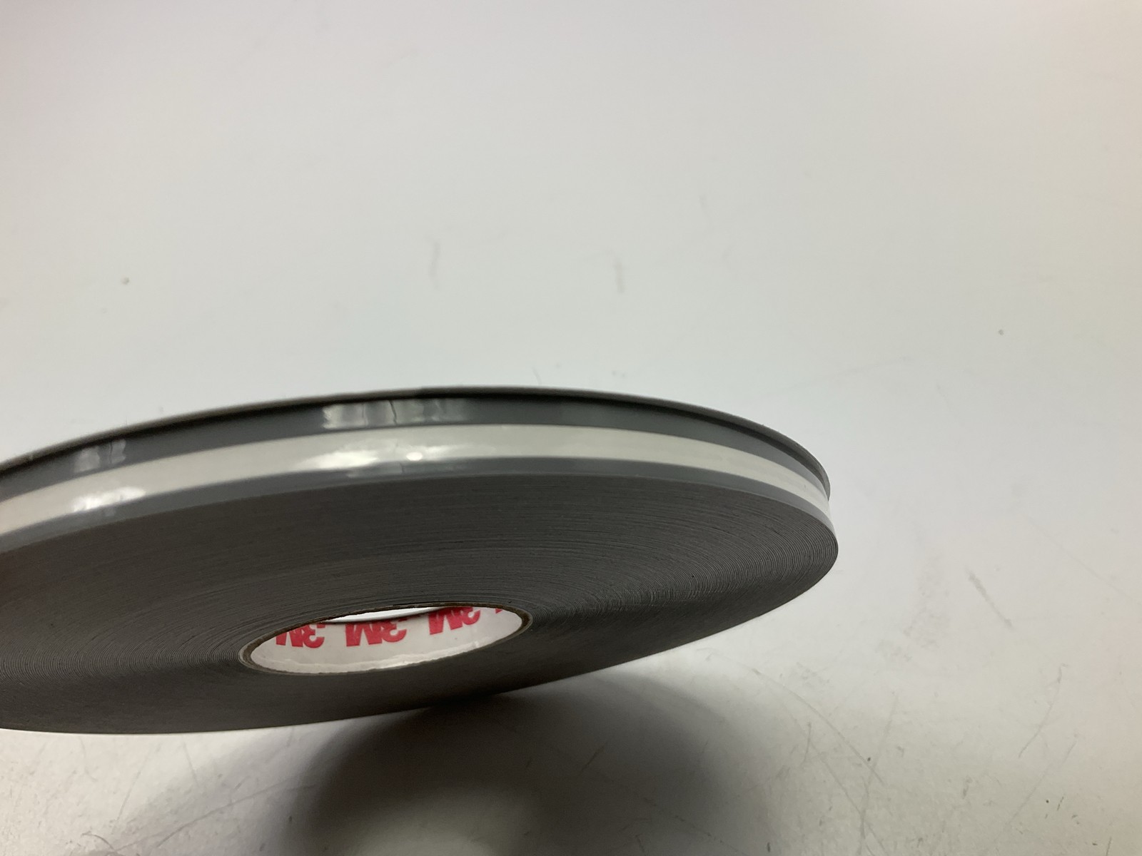 3M 72319 Pinstripe Striping Tape 5/16″ In X 150′ Feet Long, Medium Gray