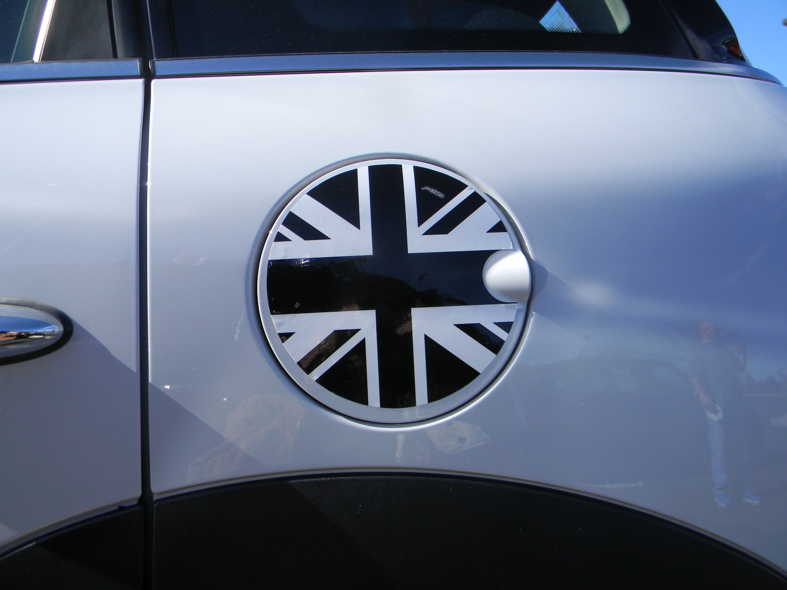 FITS MINI COOPER BLACK AND WHITE BRITISH FLAG FUEL TANK DOOR COVER GRAPHIC DECAL
